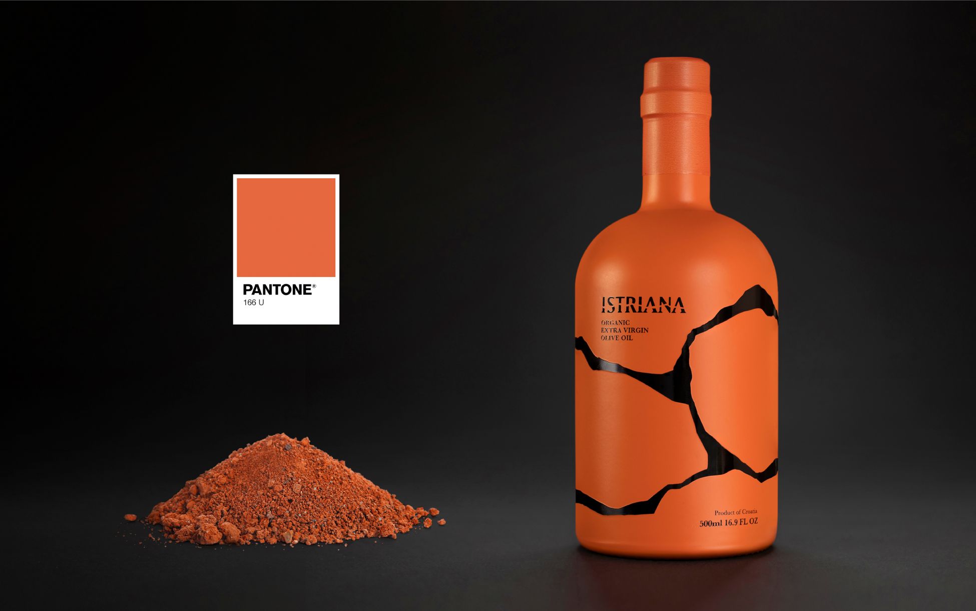 Anselmo Tumpić (Studio T/P) panelist na Pentawards x Pantone webinaru 1